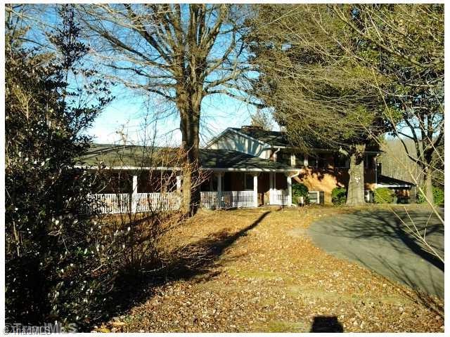 6416 Sable Ln, Greensboro, NC 27406 - photo 1