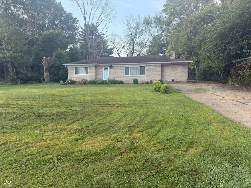 1607 E Stop 12 Rd, Indianapolis, IN 46227 - photo 1