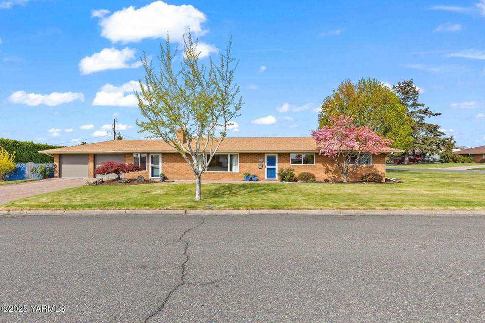 Under Contract $385,000