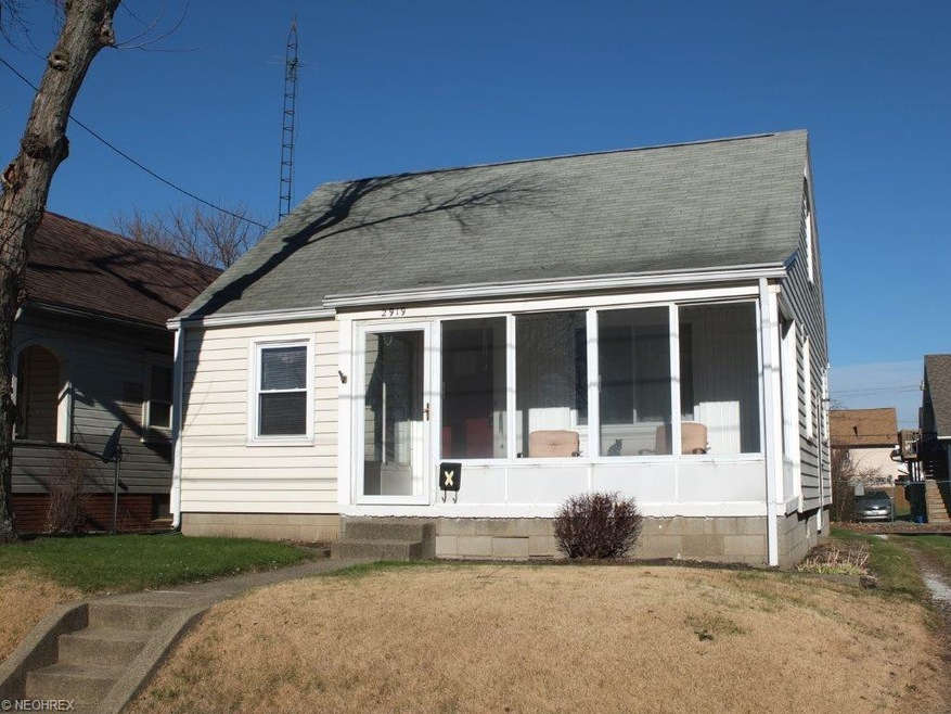 Cute and move in ready 3 bedroom bungalow with 2 c