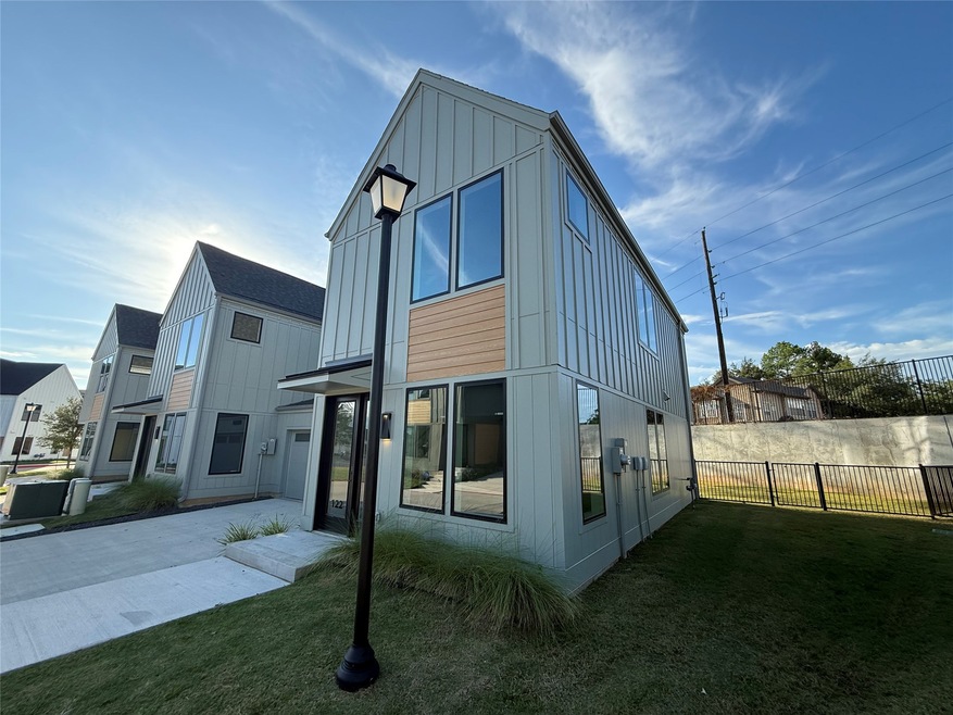 1941 Sawdust Rd unit 122, Spring, TX 77380 - photo 1