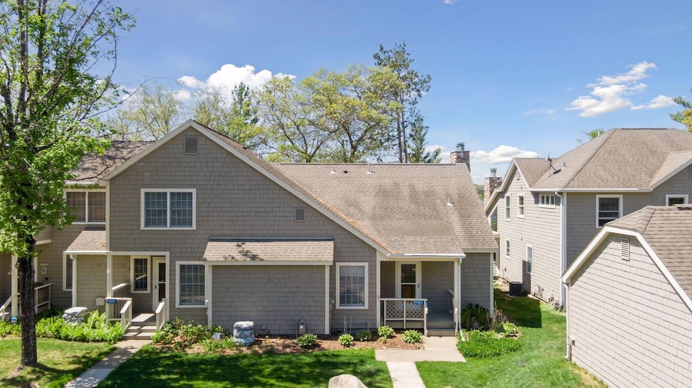 Sold $825,000