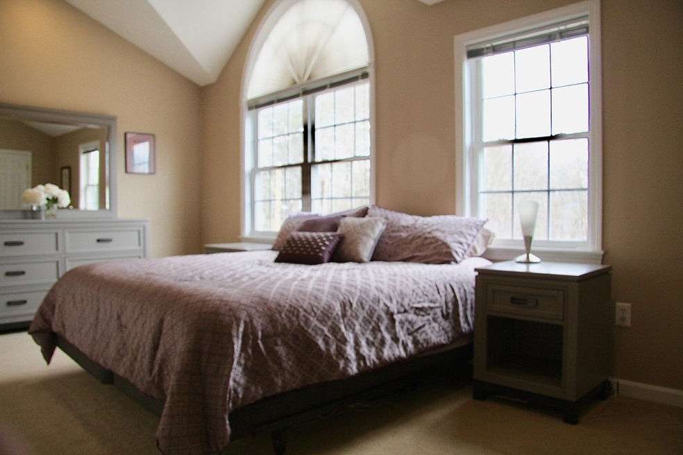 600 Trapelo Rd unit 3, Waltham, MA 02452 - photo 1