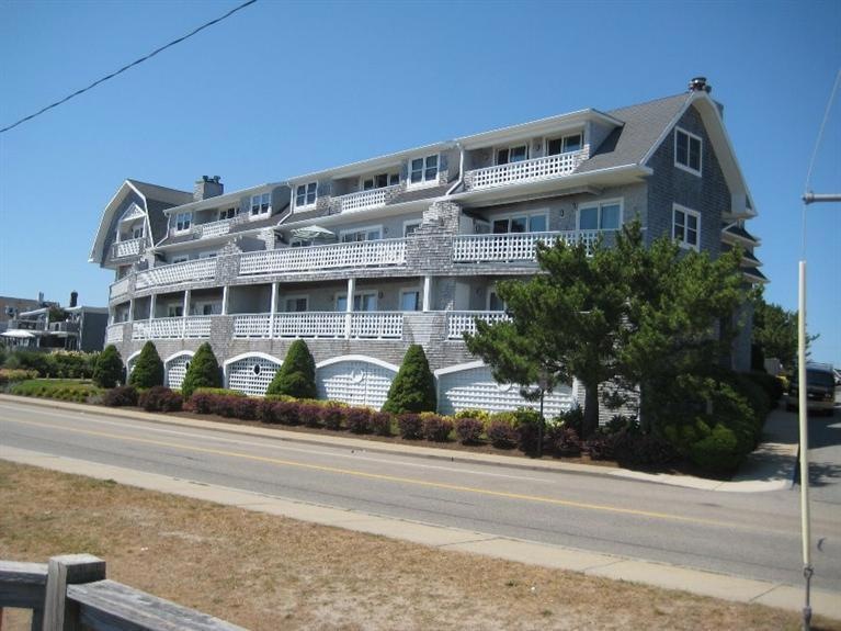 2 Quinapoxet Ave unit N, Falmouth, MA 02540 - photo 1