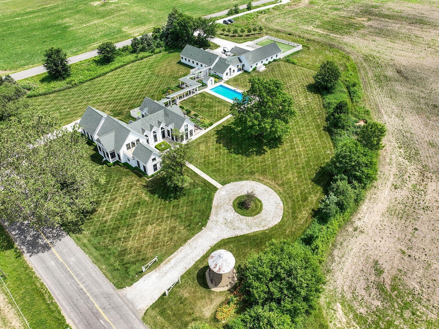 15337 Pardee Rd, Galien, MI 49113 - photo 1