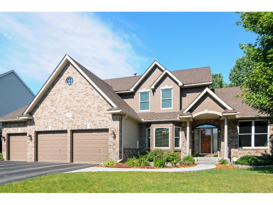 This fabulous home is in a great area in SDN 196. 