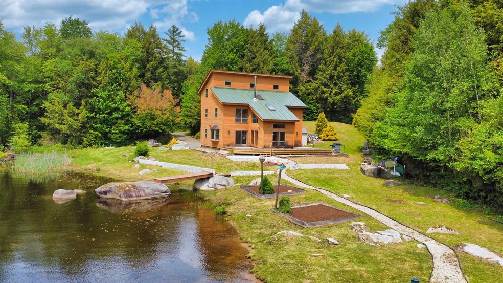 9 Cove Rd, Canaan, NH 03741 - photo 1