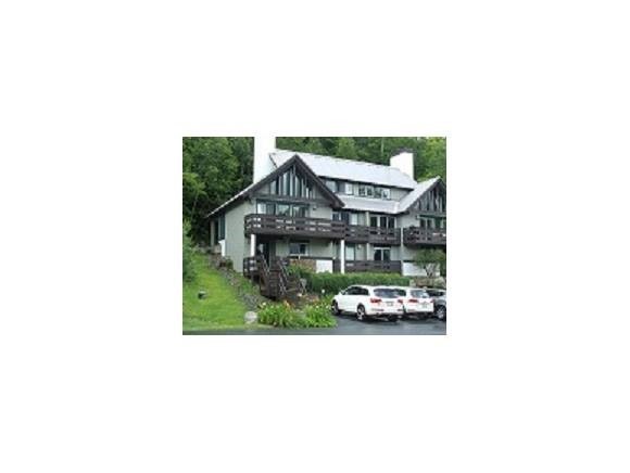 129B Coolidge St unit 129-B, Lincoln, NH 03251 - photo 1