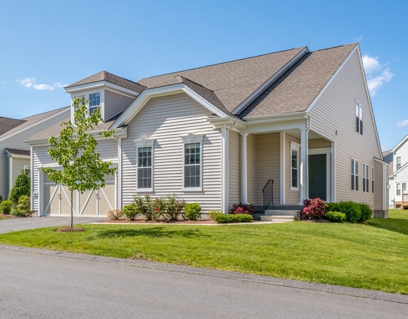 109 Skyline Dr unit 109, Acton, MA 01720 - photo 1