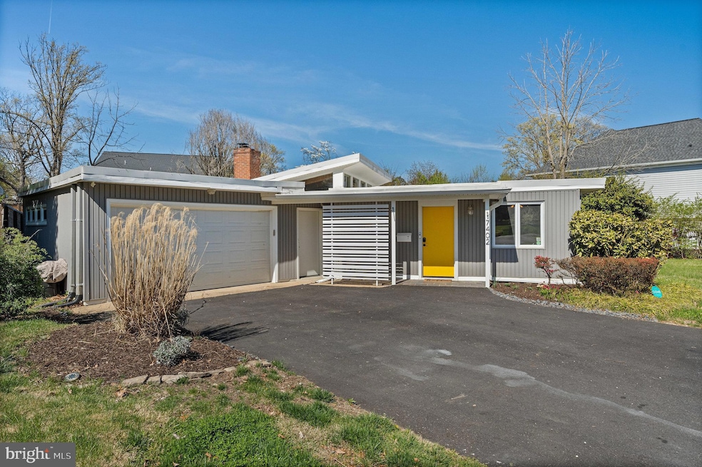 7402 Franklin Rd, Annandale, VA 22003 - photo 1