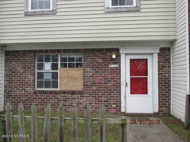 633 Myrtlewood Cir, Jacksonville, NC 28546 - photo 1