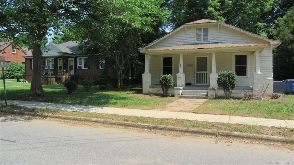 316 N Bost St, Statesville, NC 28677 - photo 1