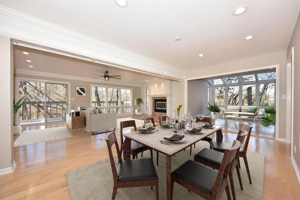Open Concept Stunning Condo