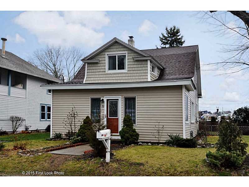 30 Overton St, Warwick, RI 02889 - photo 1