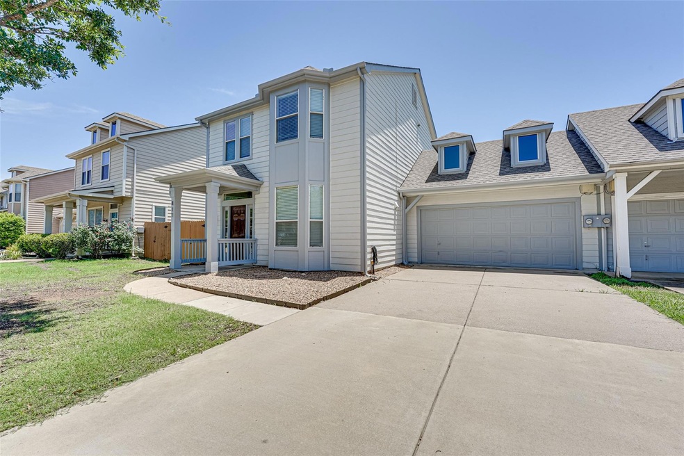 817 Chickesaw Ln, Wylie, TX 75098 - photo 1