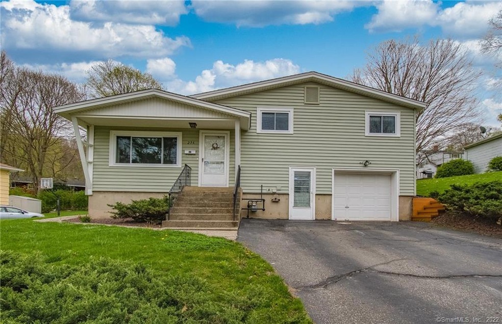 236 Fiske St, Waterbury, CT 06710 - photo 1