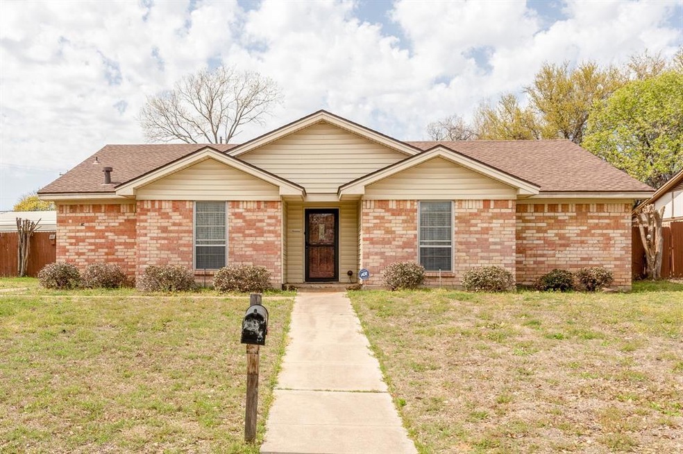 2701 Springbrooke Dr, Hurst, TX 76054 - photo 1