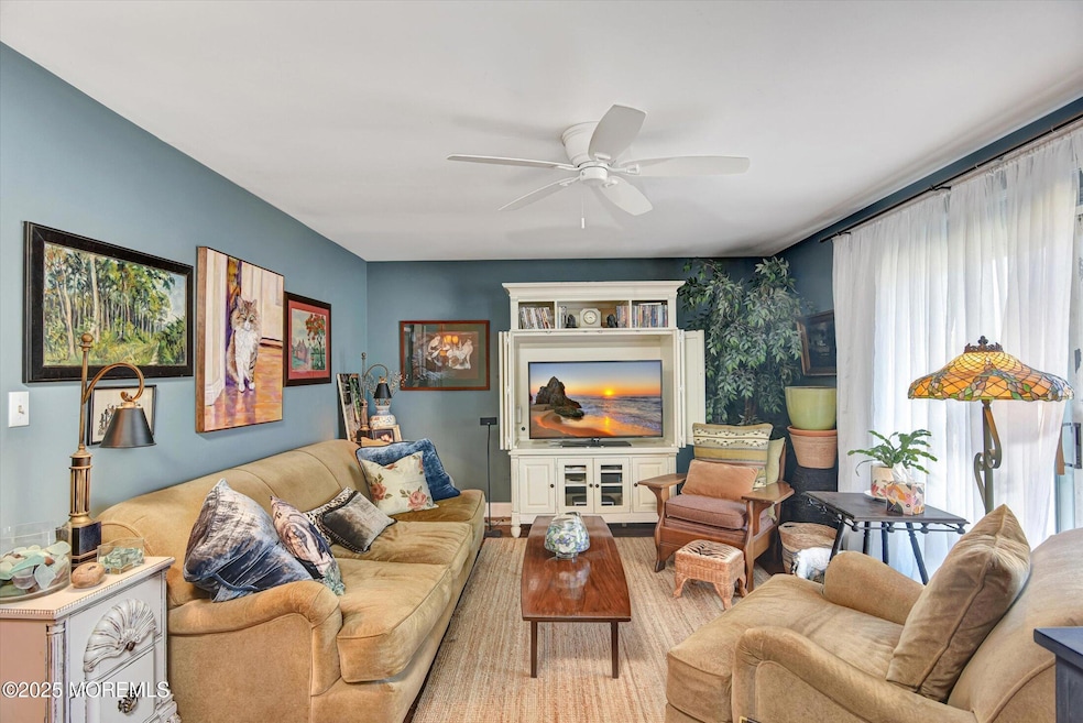 47 Marina Ln unit 182, Brick, NJ 08724 - photo 1