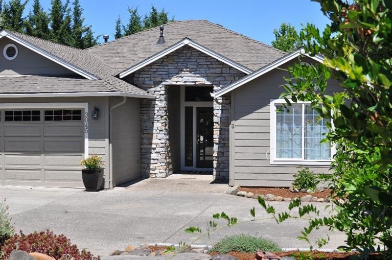 3045 E McAndrews Rd, Medford, OR 97504 - photo 1