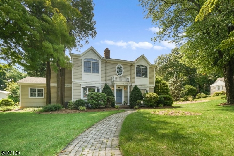 111 Sicomac Ave, Midland Park, NJ 07432 - photo 1