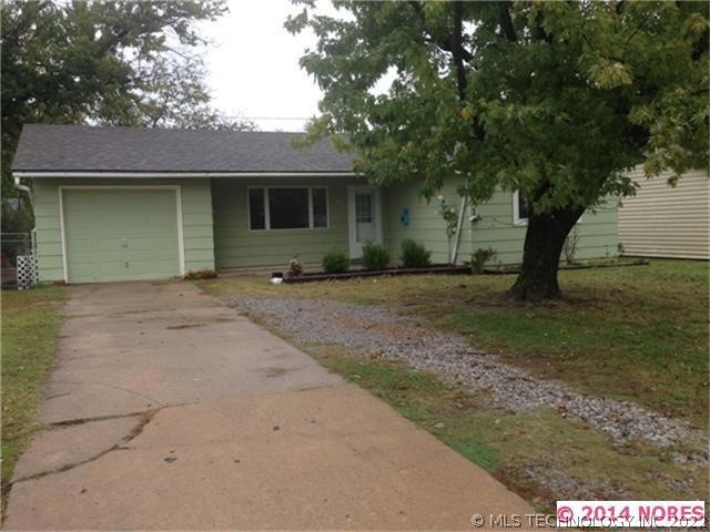 Great 4 Bdrm home with fenced yard.