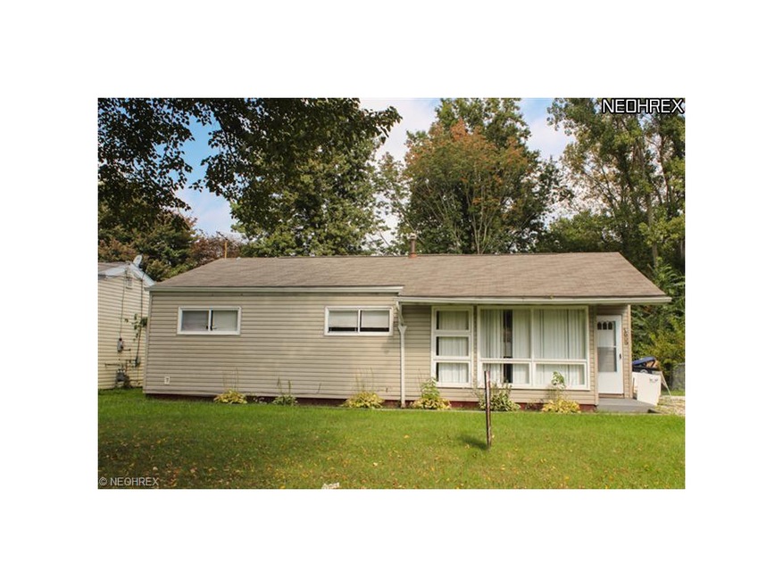 House for sale in Akron. 1689 Wakefield Dr Akron, 