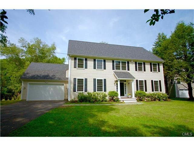 7 Burlington Ct, Norwalk, CT 06851 - photo 1