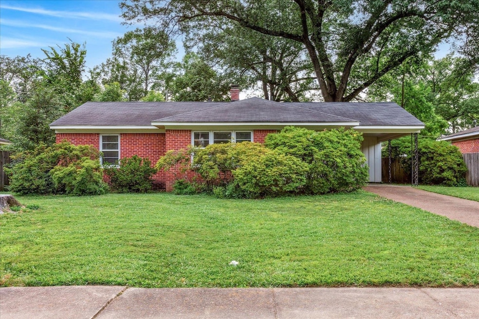 Sold $162,000 • Co-Listing Agent