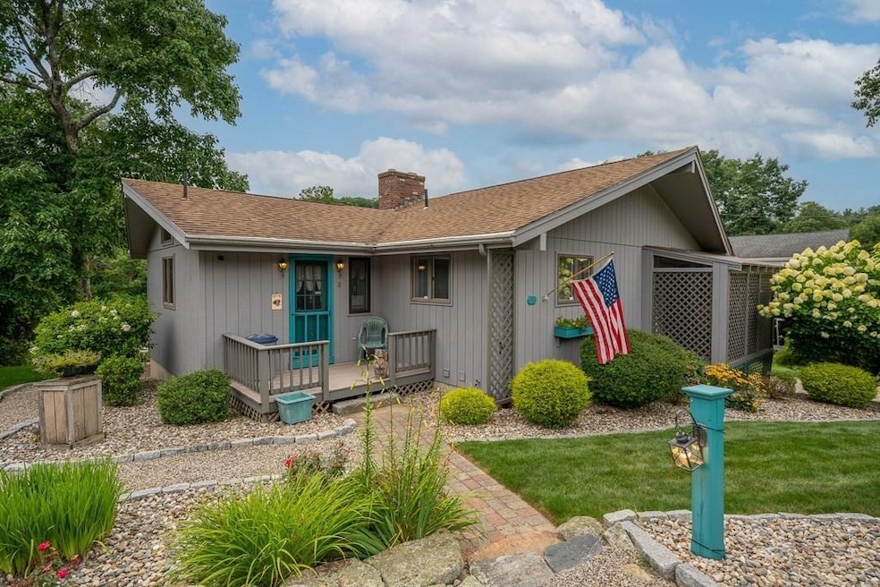 2 Old Stagecoach Dr, Monson, MA 01057 - photo 1