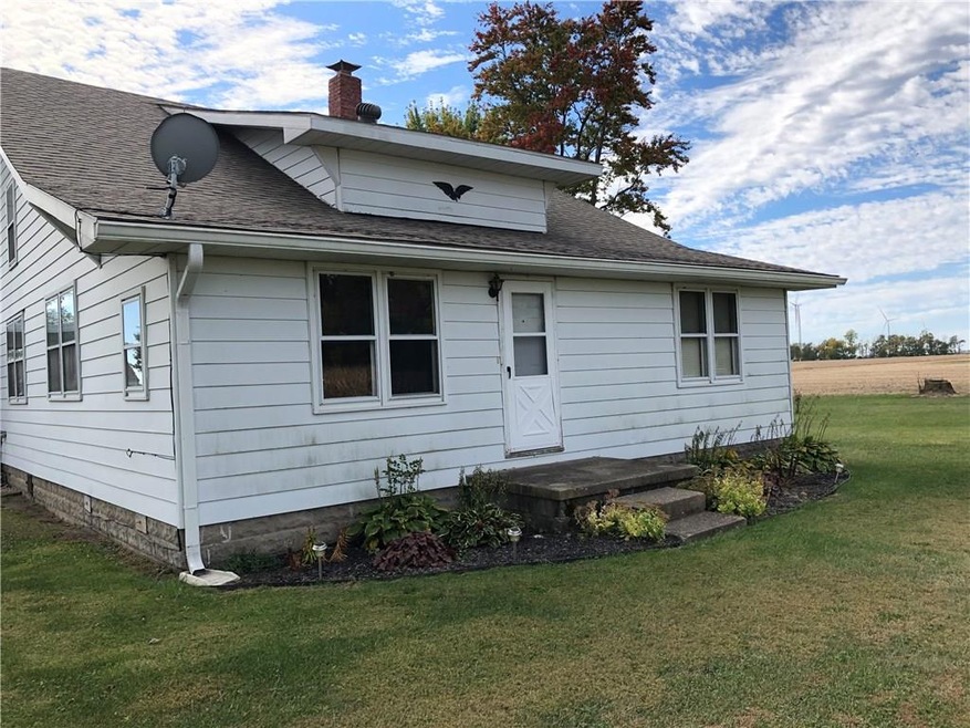 7521 E Division Rd, Elwood, IN 46036 - photo 1