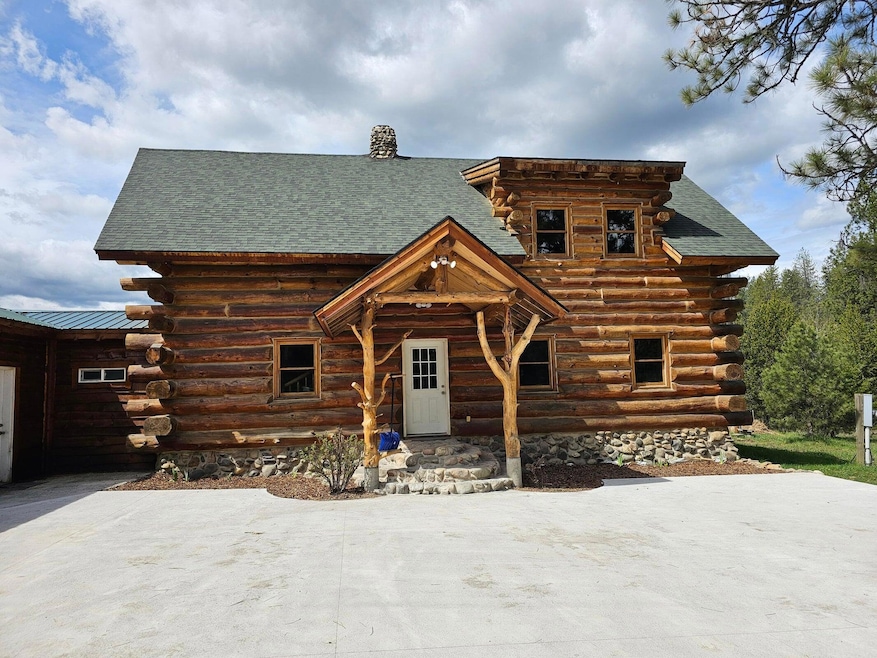 Truely Unique Log Home
