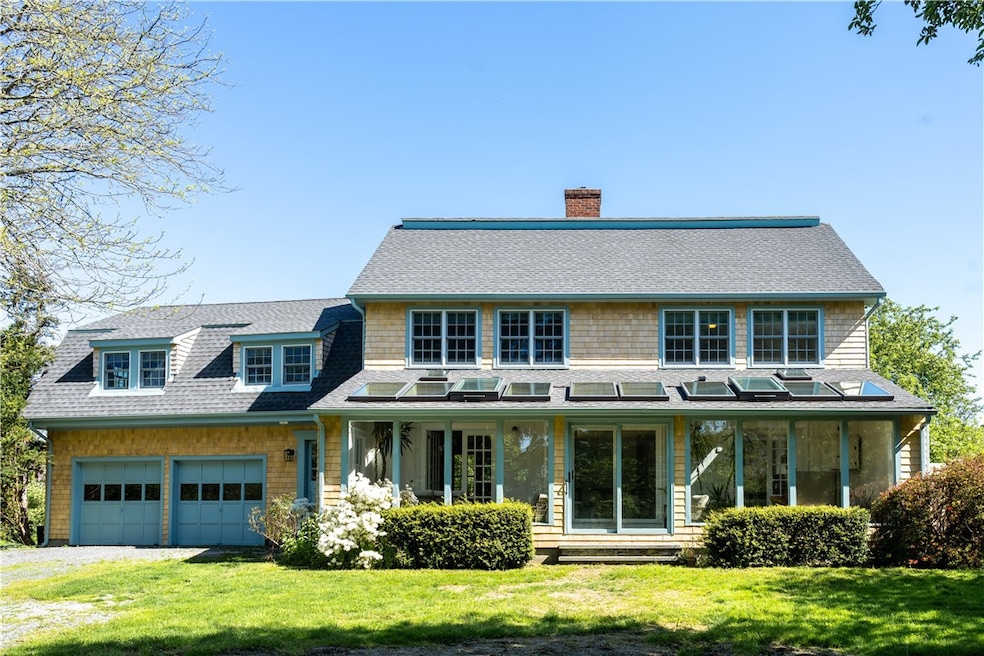 304 3rd Beach Rd, Middletown, RI 02842 - photo 1