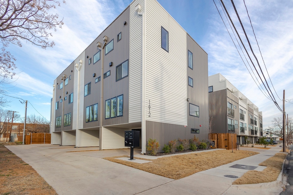 1612 Grigsby Ave unit 102, Dallas, TX 75204 - photo 1