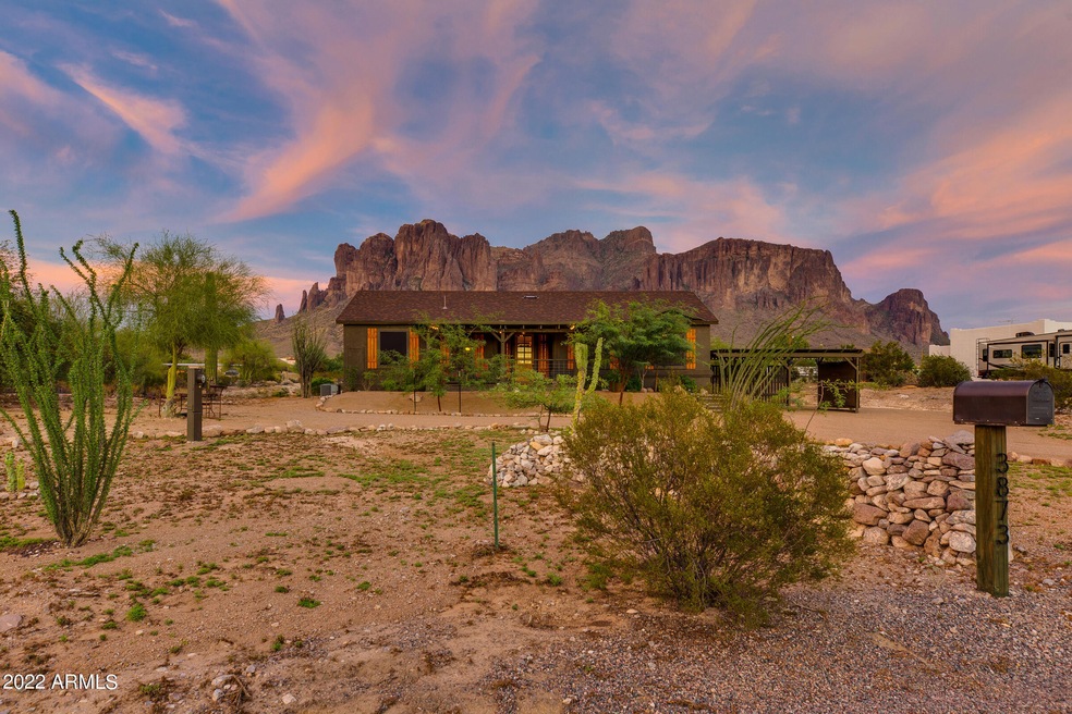 3873 N Val Vista Rd-10