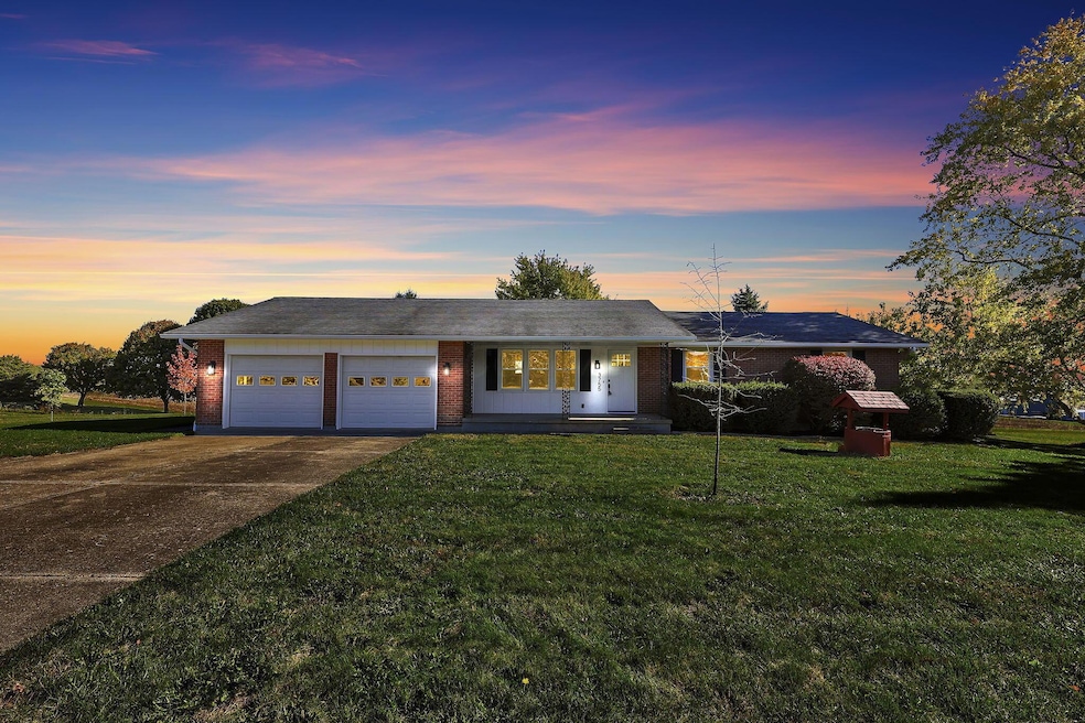 3755 Hawk Rd, Mechanicsburg, OH 43044 - photo 1