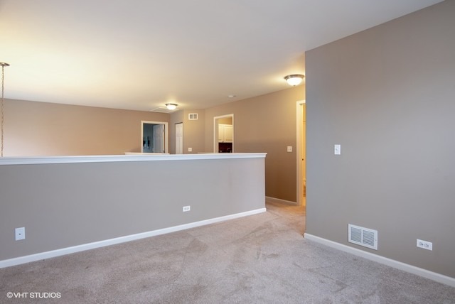 41 Kelsey Ct unit 1, Algonquin, IL 60102 - photo 1