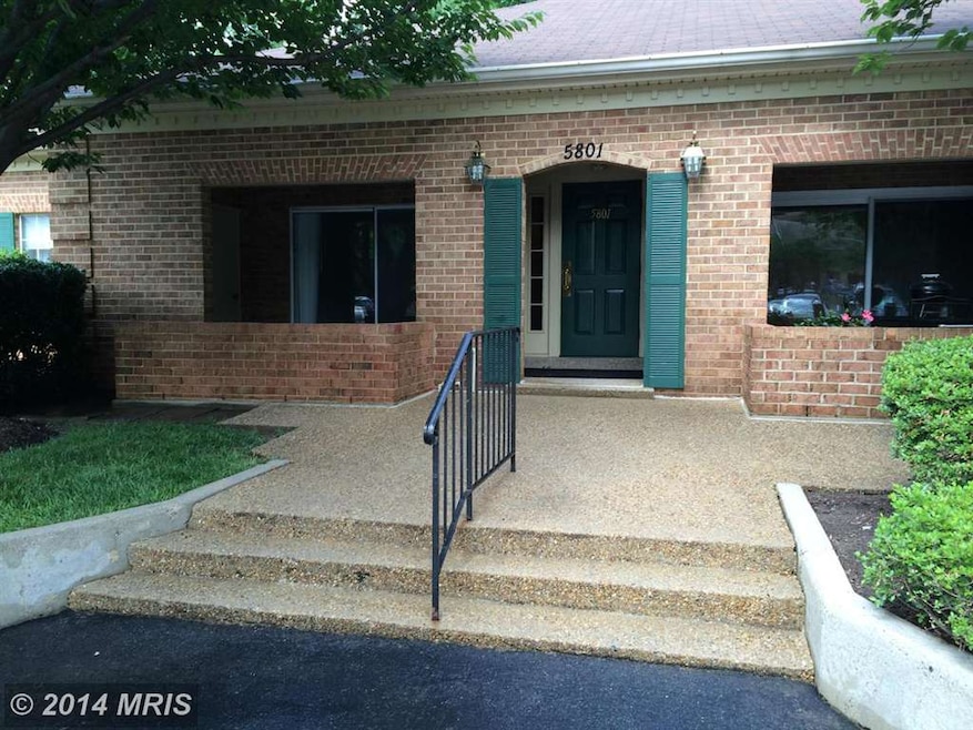 5801 Cove Landing Rd unit 201, Burke, VA 22015 - photo 1