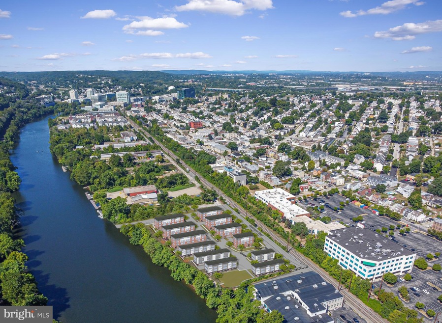 931 Riverplace Dr unit 31M, Conshohocken, PA 19428 - photo 1