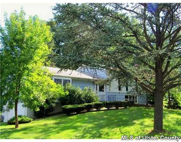 17 Susan Dr, Newburgh, NY 12550 - photo 1