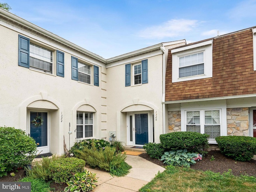 1326 Putnam Blvd unit 30, Wallingford, PA 19086 - photo 1