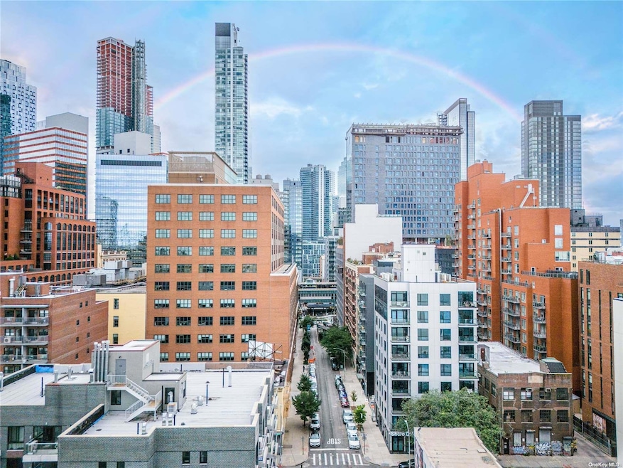 41-04 27th St unit 4-D, Long Island City, NY 11101 - photo 1