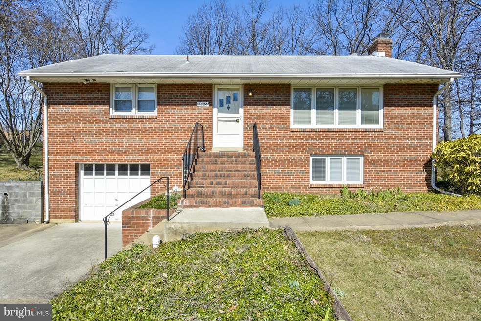 4620 Barnum Ln, Alexandria, VA 22312 - photo 1