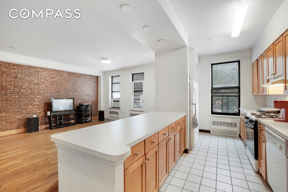 24 Bradhurst Ave unit 2, New York, NY 10030 - photo 1