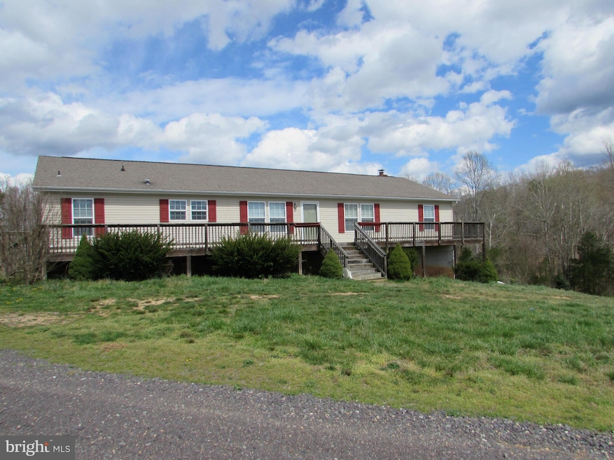 2315 Lilly Pad Ln, Locust Grove, VA 22508 - photo 1