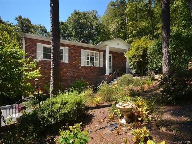 19 Heather Ln, Hendersonville, NC 28792 - photo 1