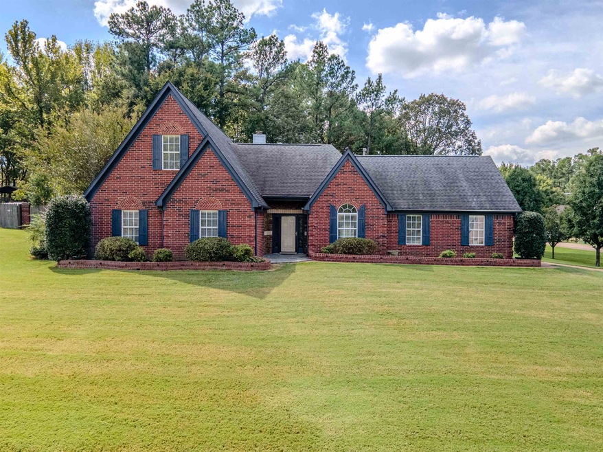 10321 Loftin Dr, Olive Branch, MS 38654 - photo 1