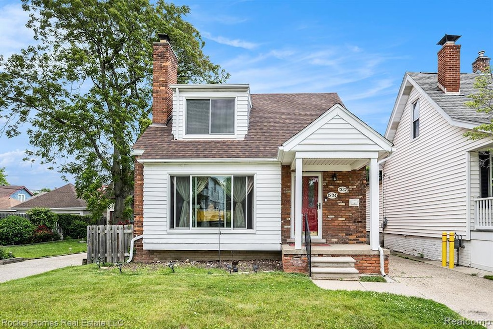 1332 Beaconsfield Ave unit 1334, Grosse Pointe Park, MI 48230 - photo 1