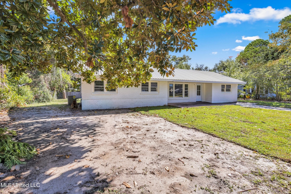 244 Beeman Dr, Biloxi, MS 39531 - photo 1