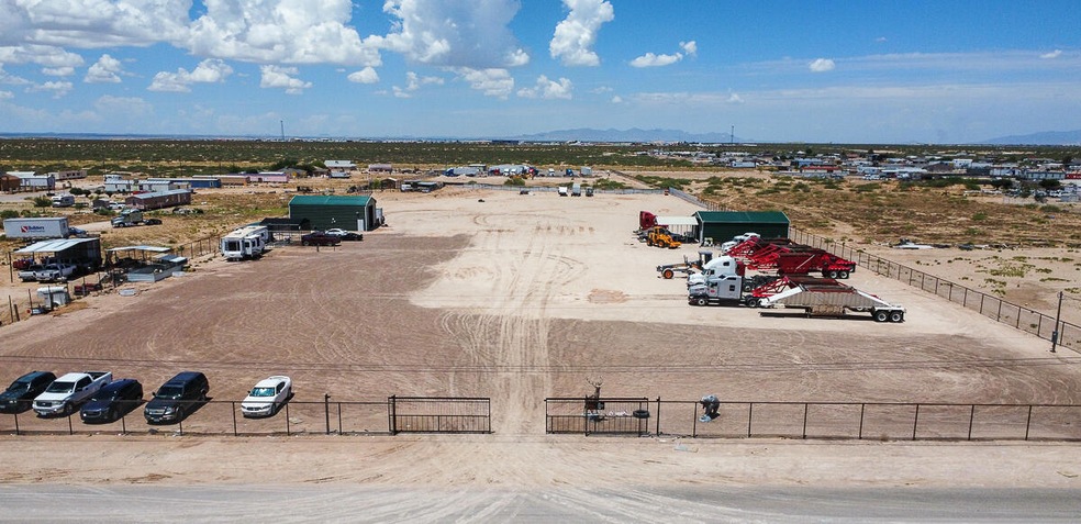 1141 Blackmon St, El Paso, TX 79928 - photo 1