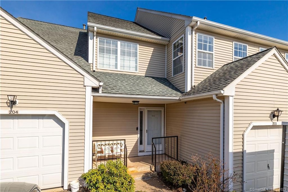 203 Gray Fox Ln, Rocky Hill, CT 06067 - photo 1